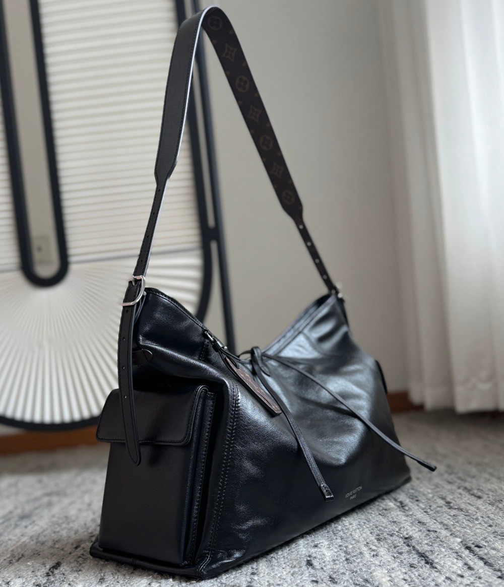 Carry All Travel Bag 手袋M15175_4