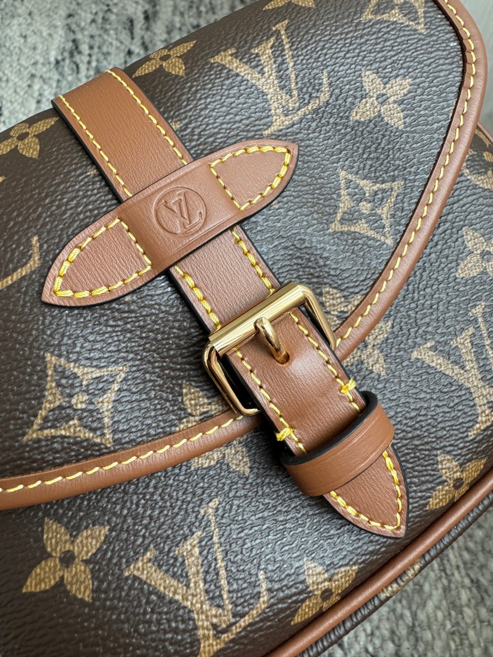 Duo BB 手袋M26592_8