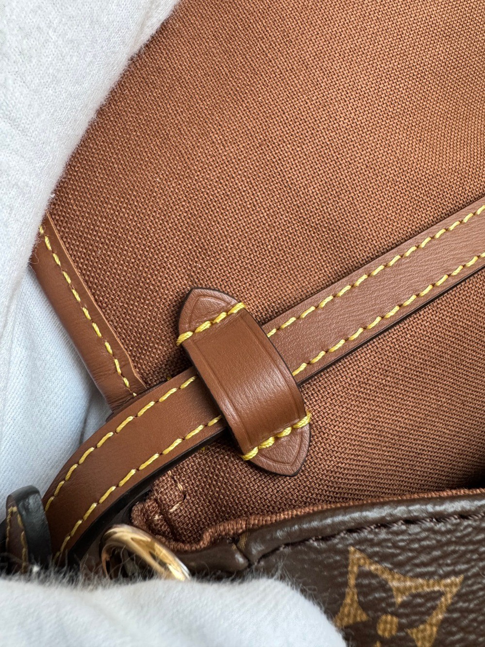 Duo BB 手袋M26592_15