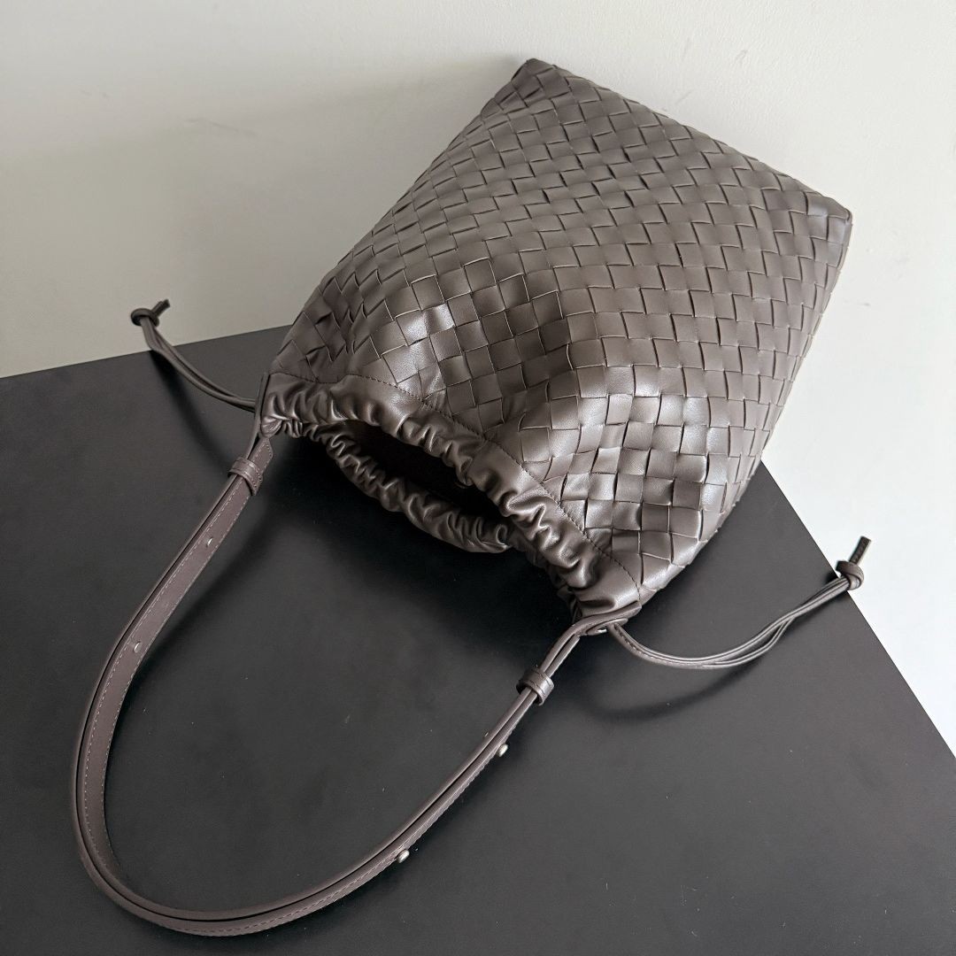 836020 Biblioteca Bucket水桶包黑棕色_3