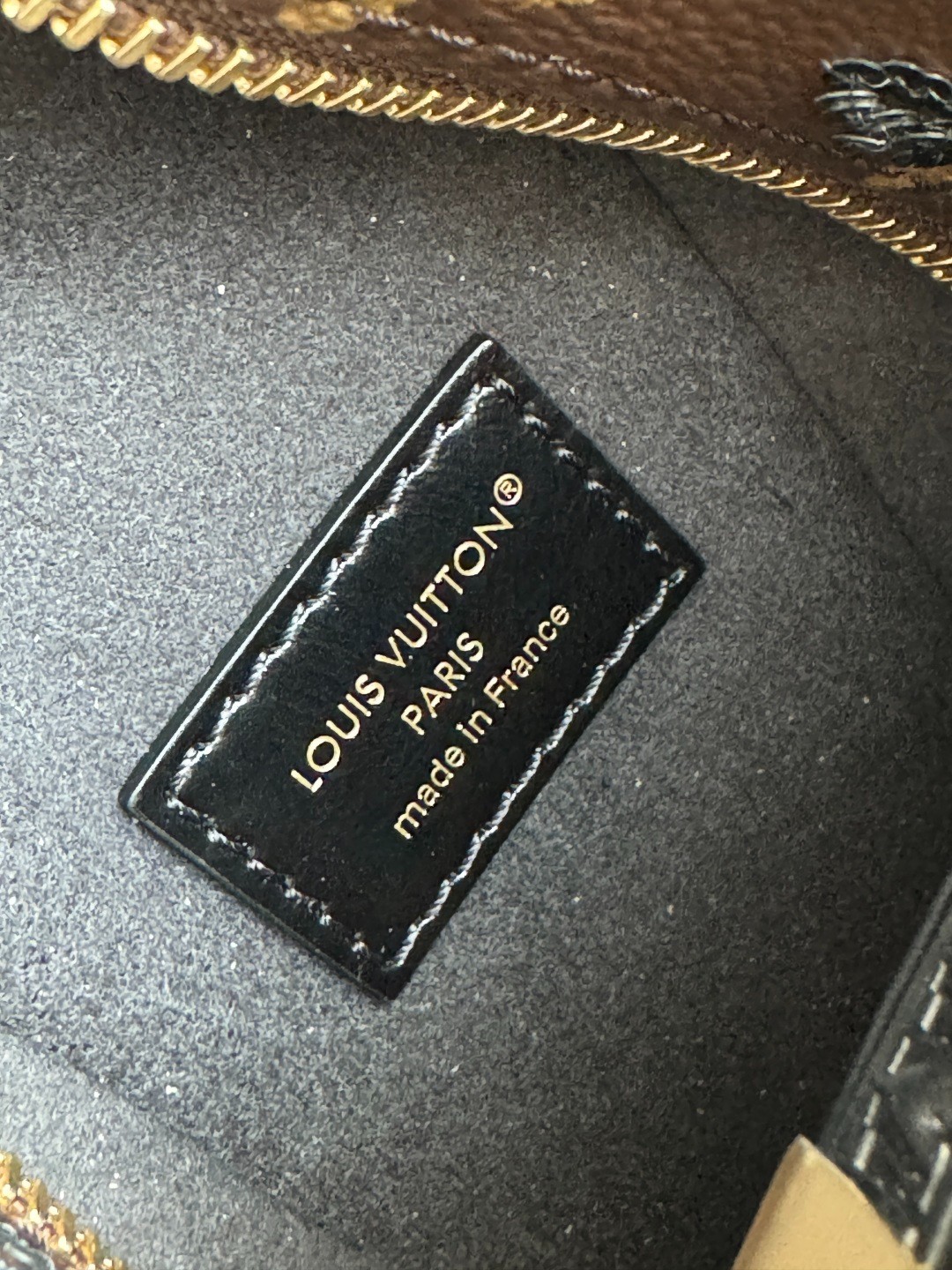 M27036 Side Trunk 小號 珠片盒子包_9