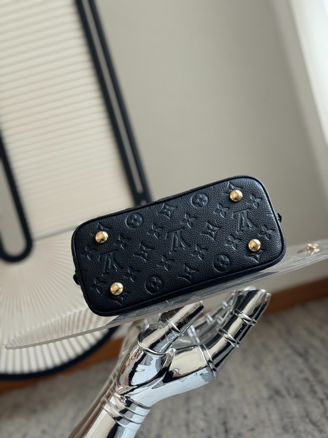 M26409 Alma BB 貝殼包_7