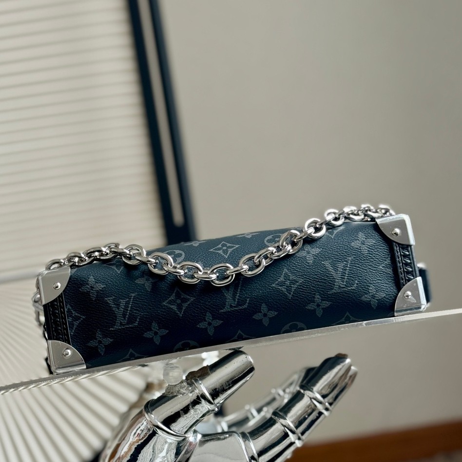 M26226 Side Trunk East West 中號 M26226 走秀軟盒子包_7