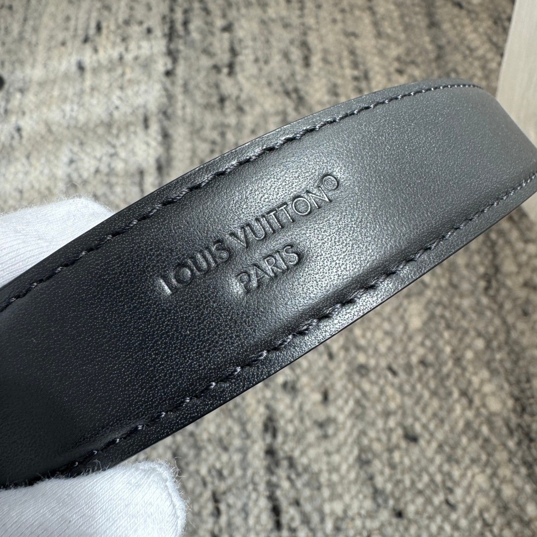 M26226 Side Trunk East West 中號 M26226 走秀軟盒子包_13