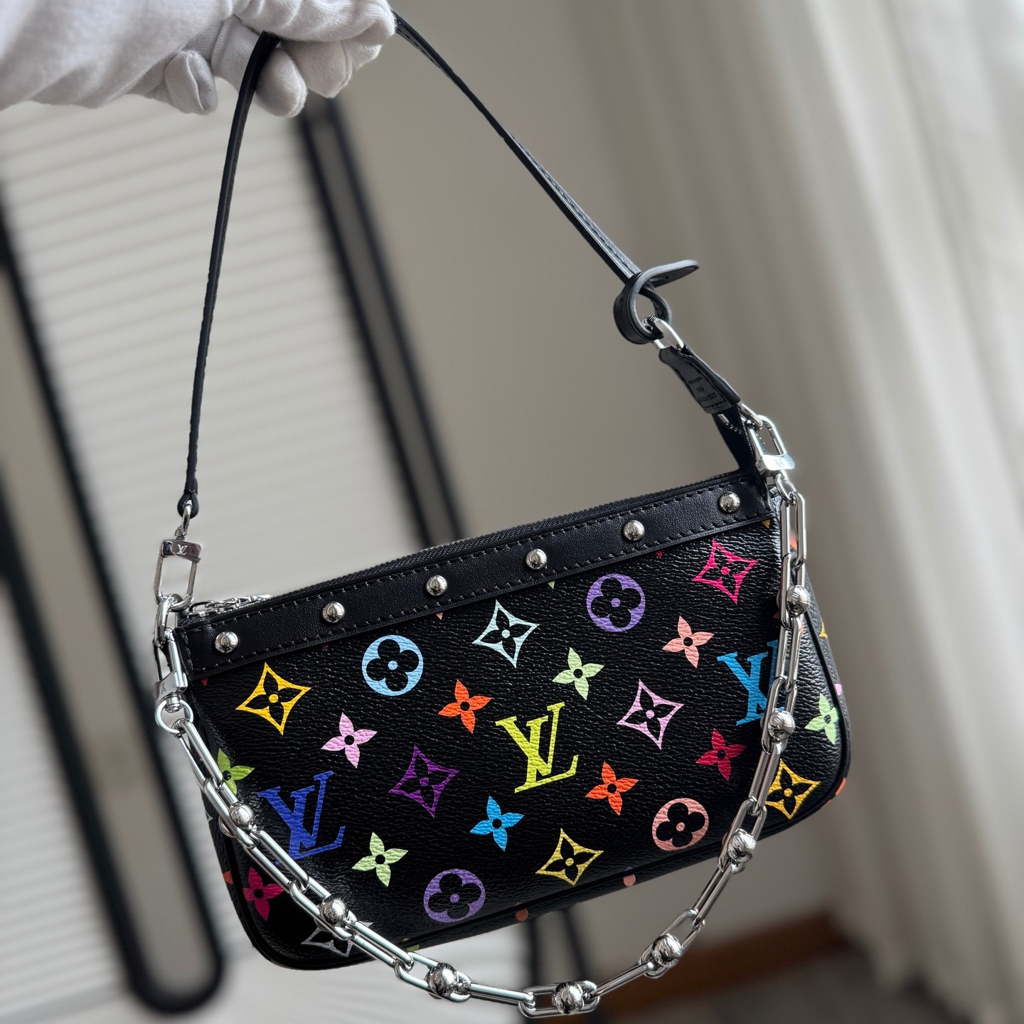 M13663 LvxTm Pochette Accessoires Pochette Accessoires_9