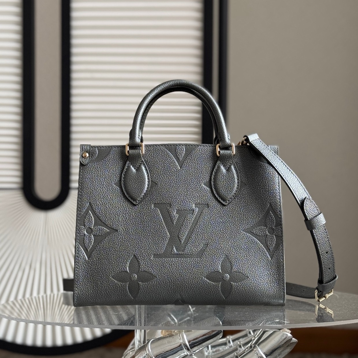 M12886 Onthego小號Tote包 鐵灰