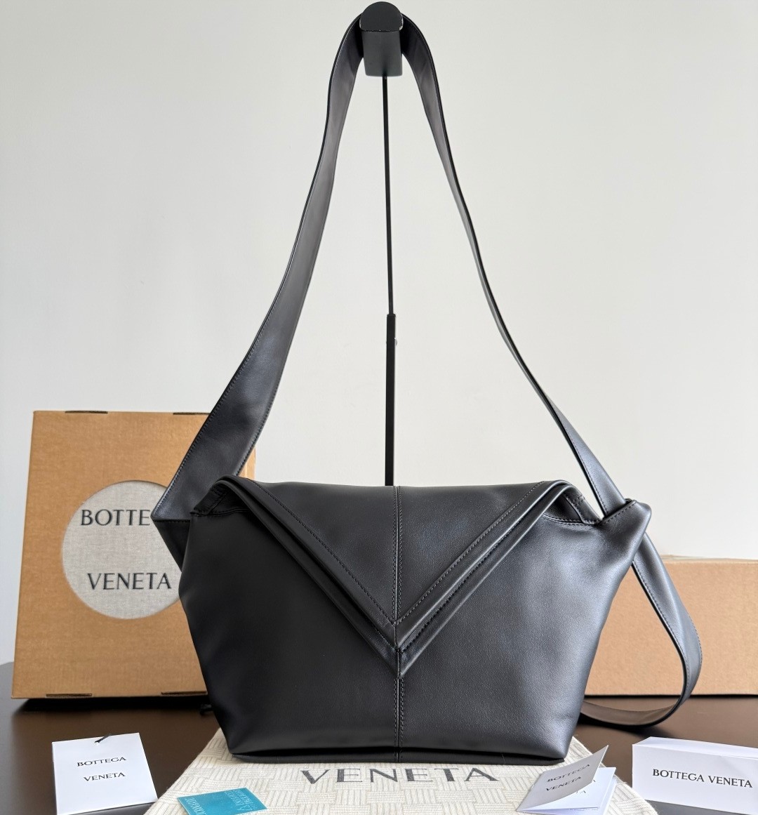 815807 Sawyer 小號牛皮款  黑色