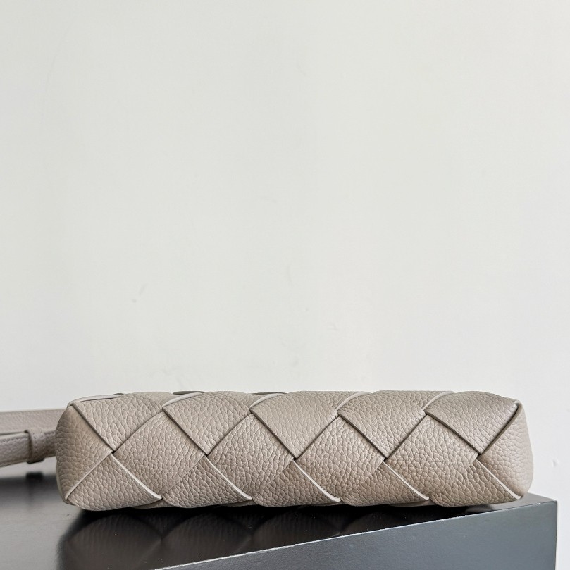 837112 Diago拉鏈背提包 石灰色_4