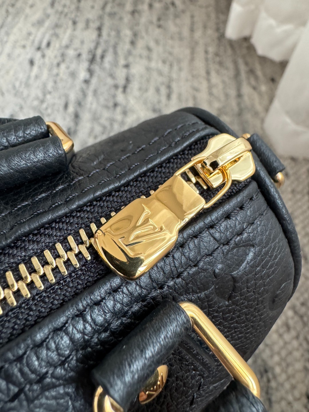 M82450 Nano Speedy 黑壓花_13