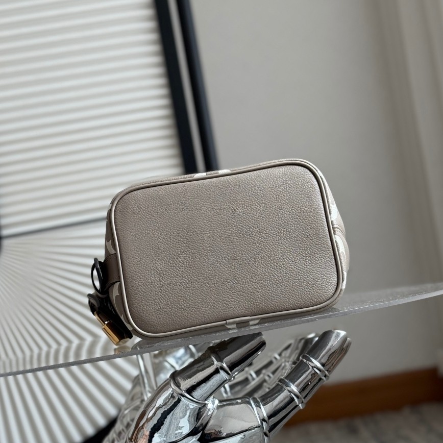 All In Bb 手袋 M13045 水桶包_7