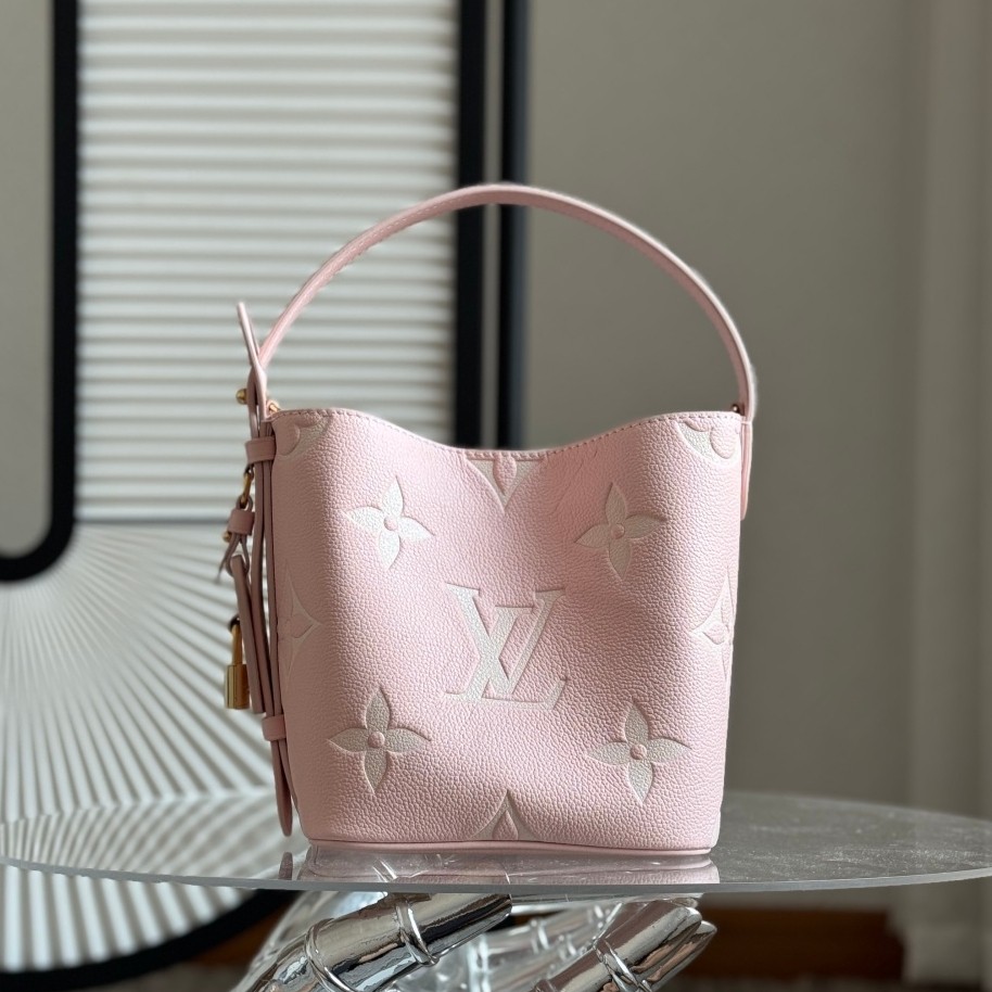 All In Bb 手袋 M14356 水桶包