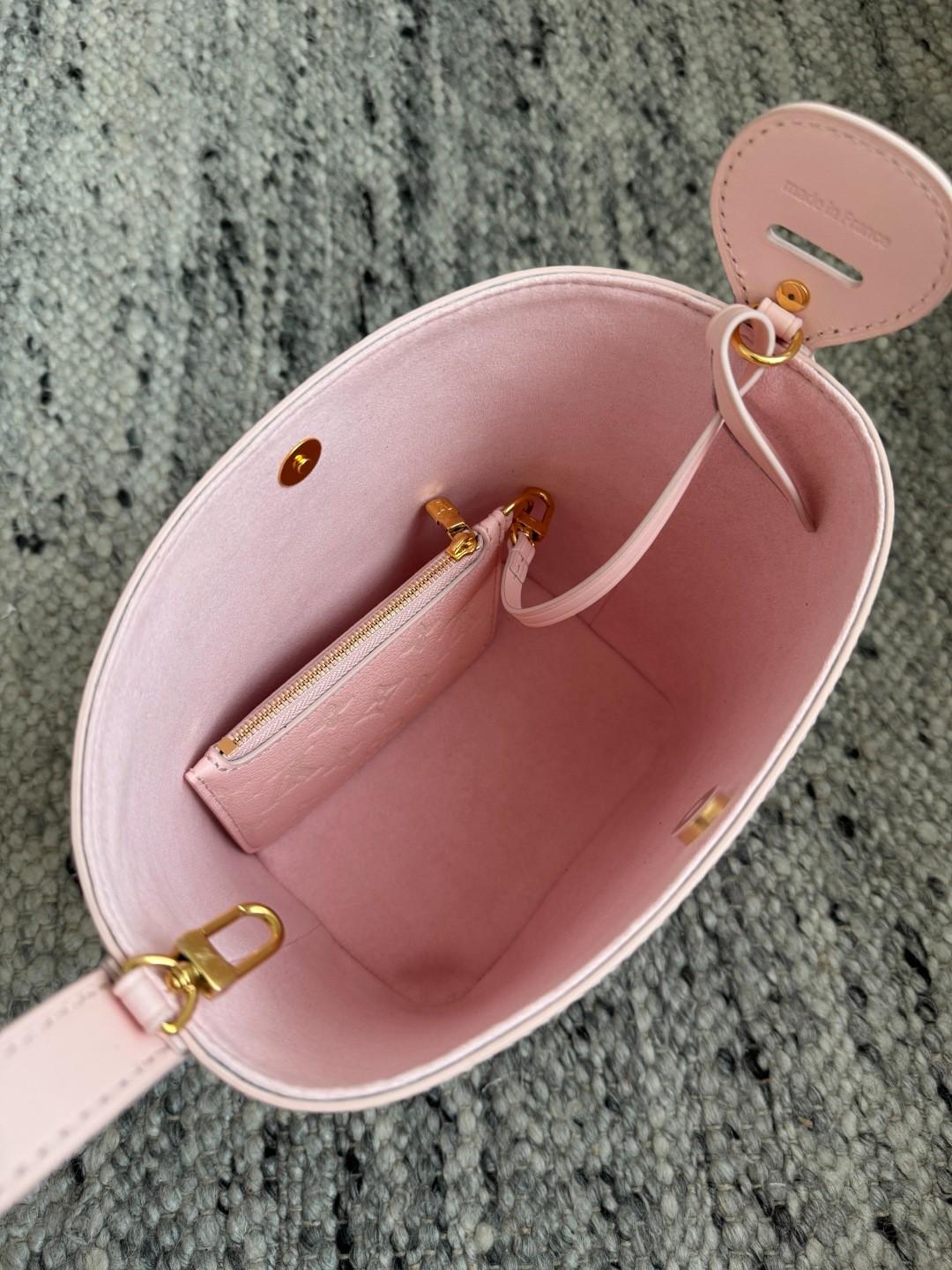 All In Bb 手袋 M14356 水桶包_10