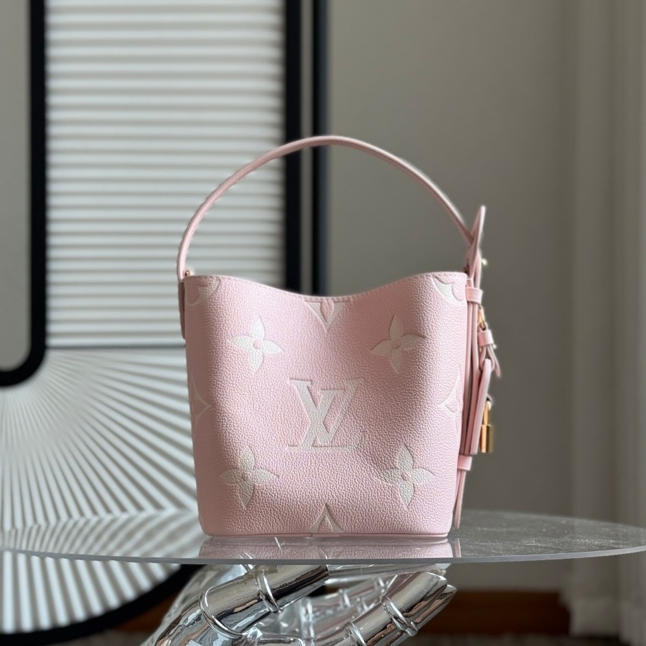 All In Bb 手袋 M14356 水桶包_12