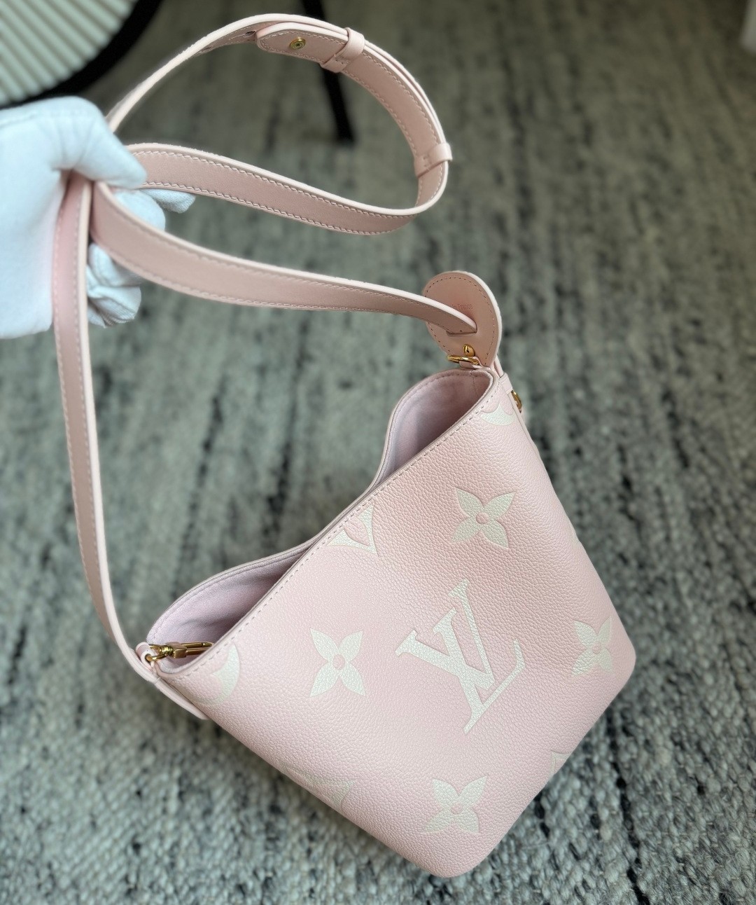 All In Bb 手袋 M14356 水桶包_13