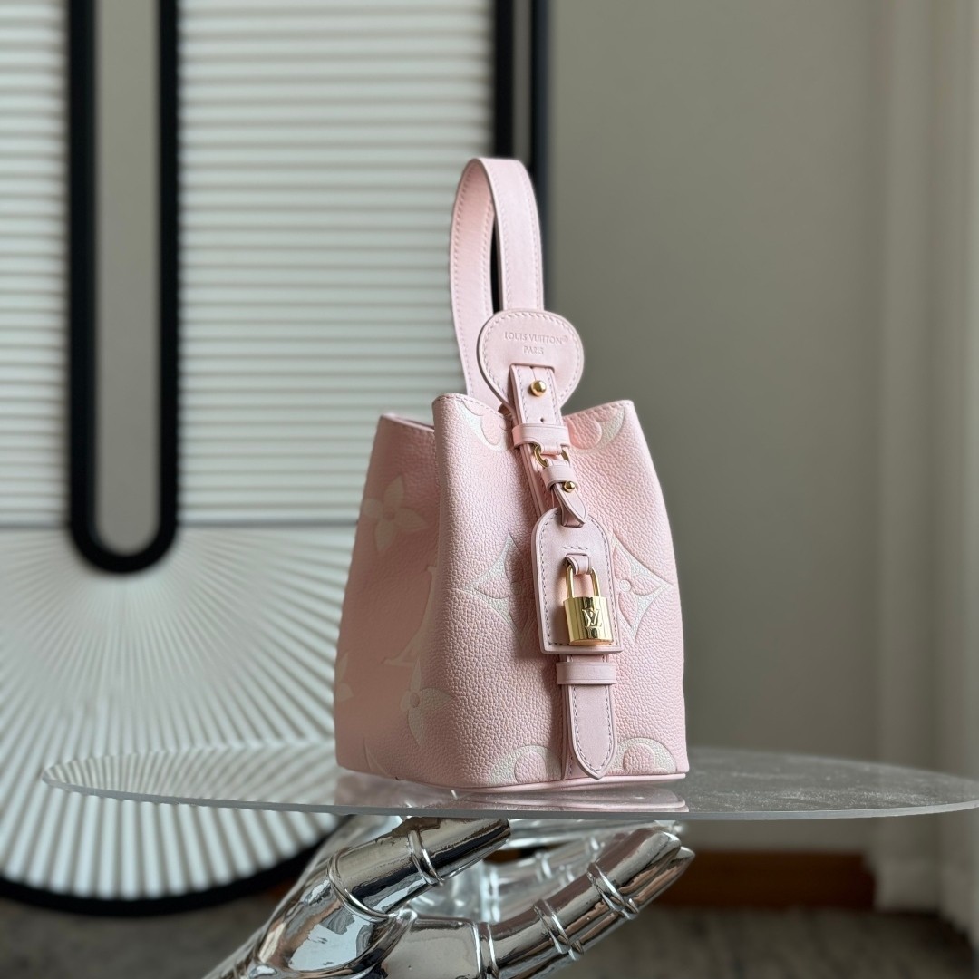 All In Bb 手袋 M14356 水桶包_11