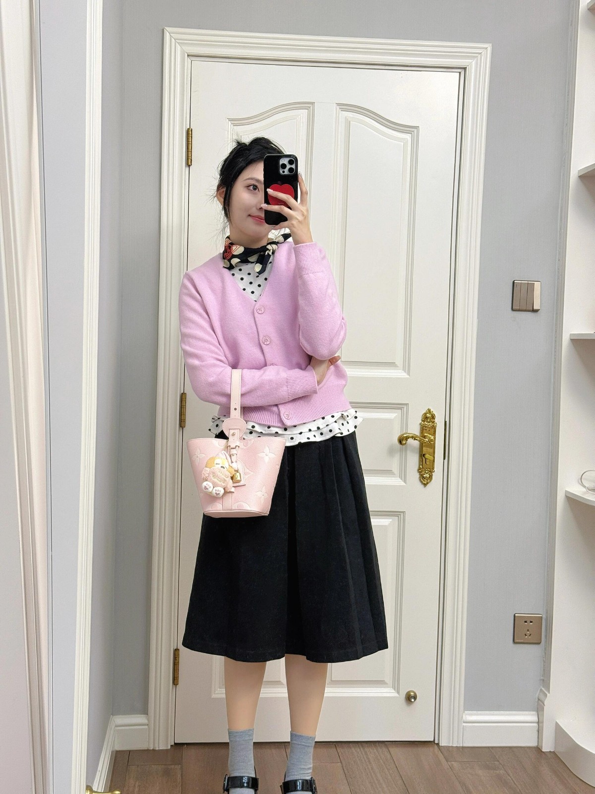 All In Bb 手袋 M14356 水桶包_3