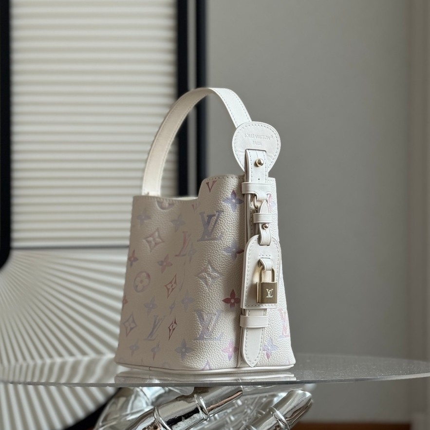 All In Bb 漸變色水桶包 M25673_5