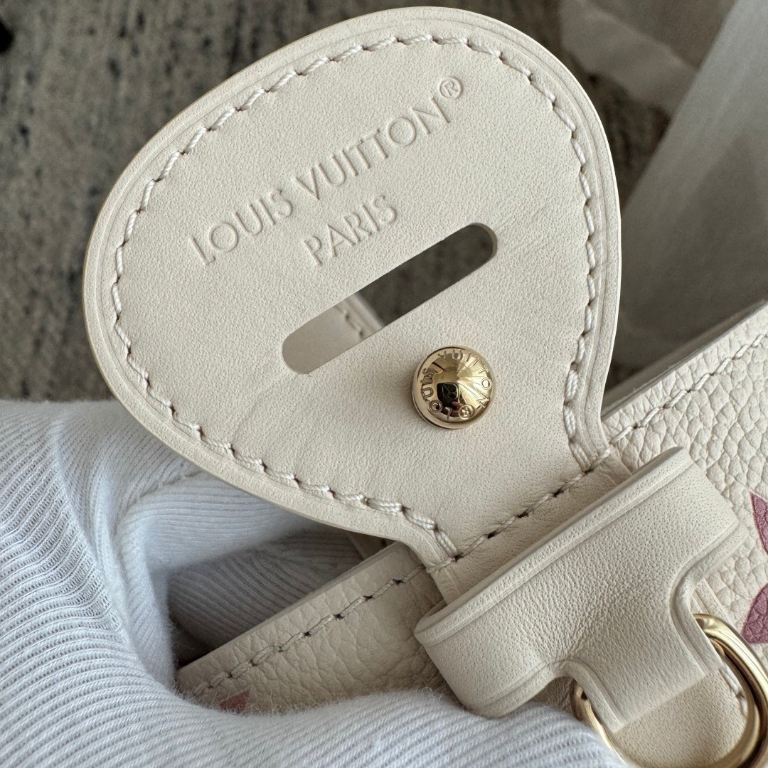 All In Bb 漸變色水桶包 M25673_13