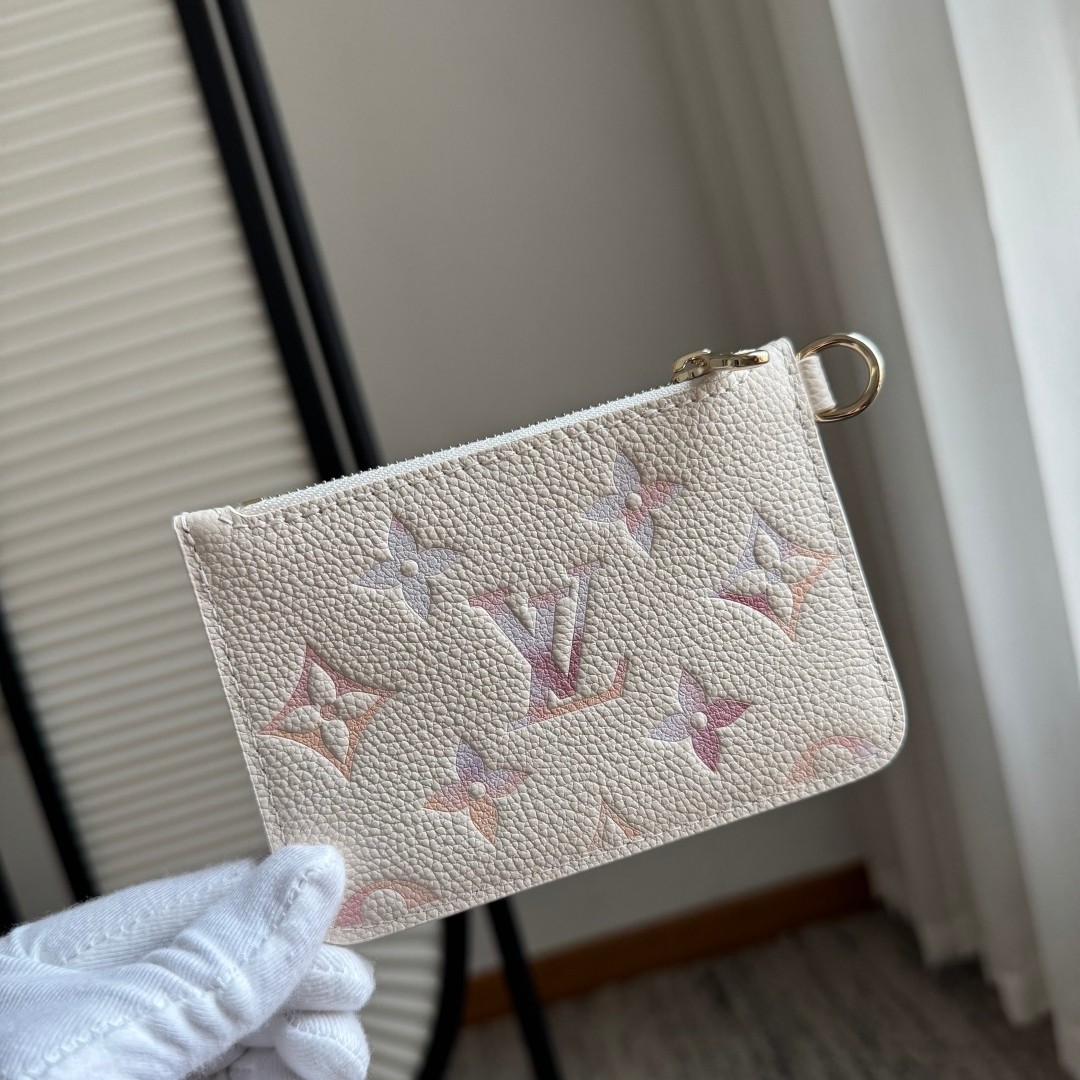 All In Bb 漸變色水桶包 M25673_19