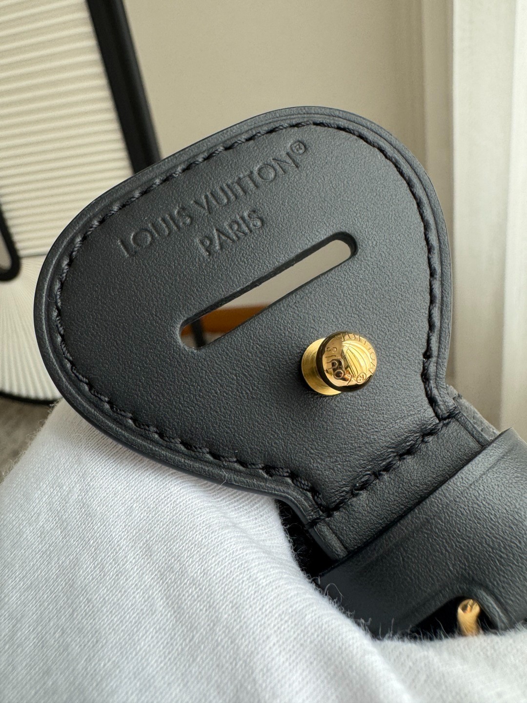 All In 大號水桶包 M13044_6