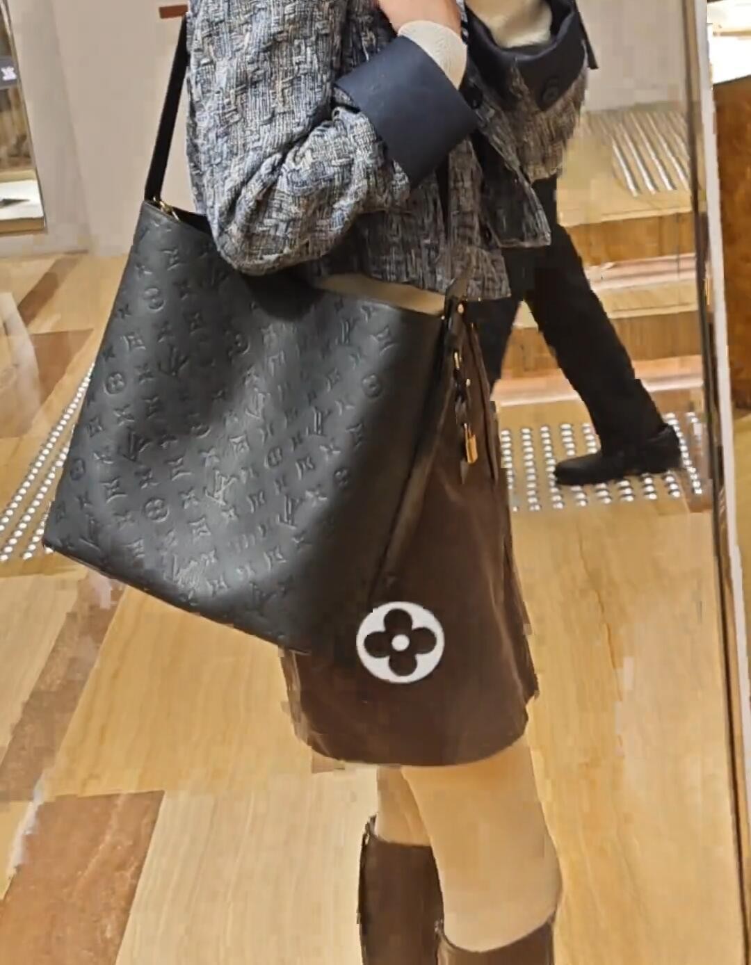 All In 大號水桶包 M13044_17