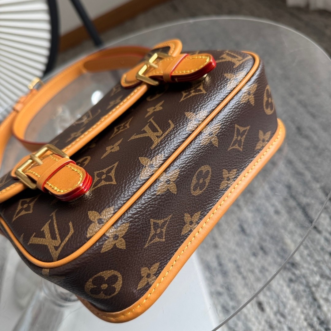 Satchel 迷你郵差包 M26805_8