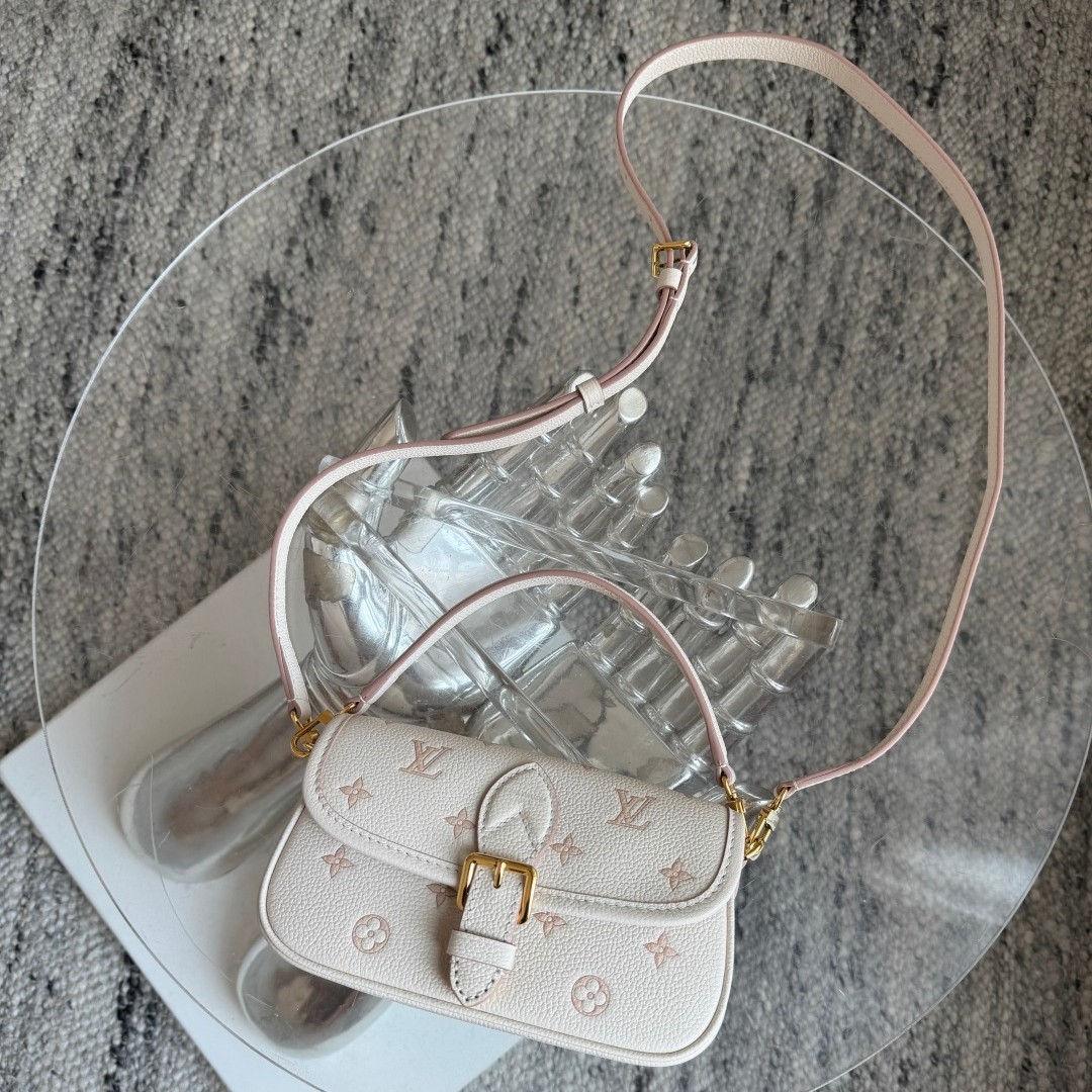 Nano Diane 法棍包 M13642_10