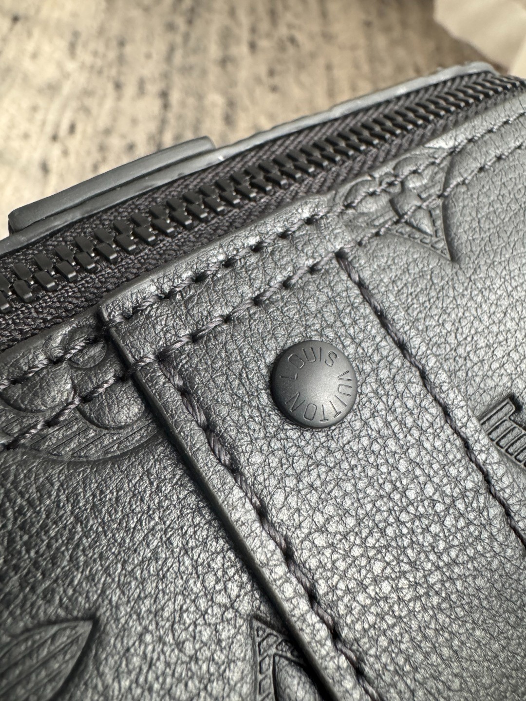 M26750 City Keepall_11