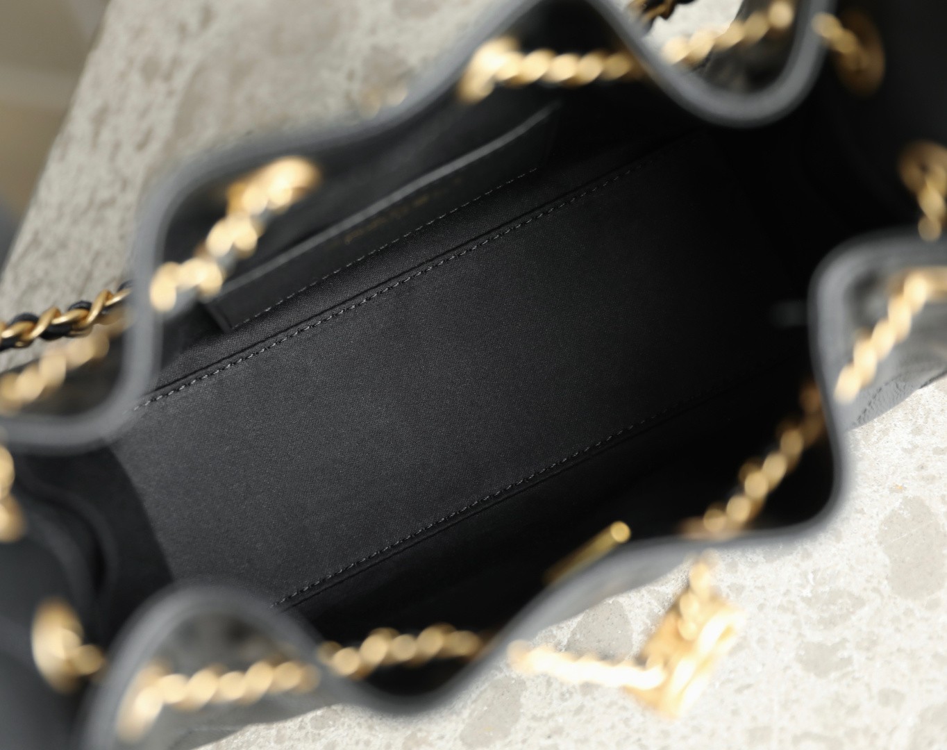 26C 25Bag Mini HandBag球紋黑金_3