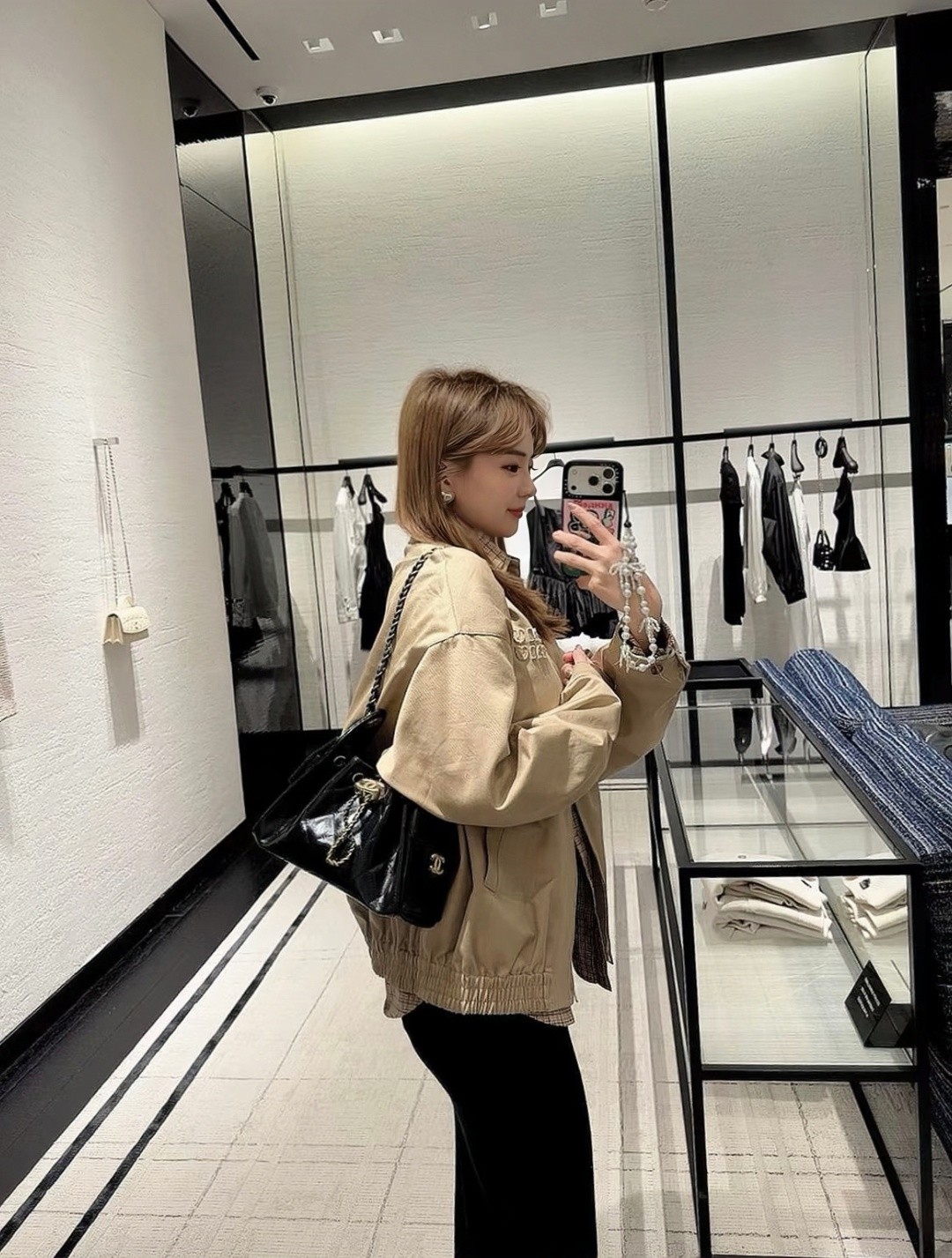 26C 25Bag Mini HandBag鴛鴦鏈亮牛皮黑色_3