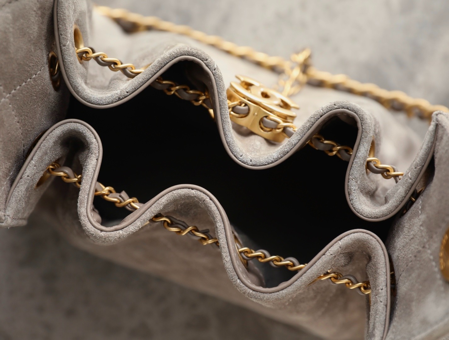 26C 25Bag Mini HandBag麂皮紋大象灰_7