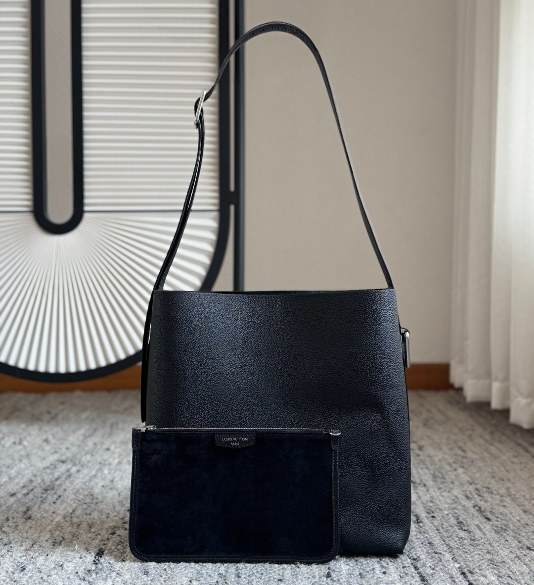 M27022 Verso Hobo水桶包