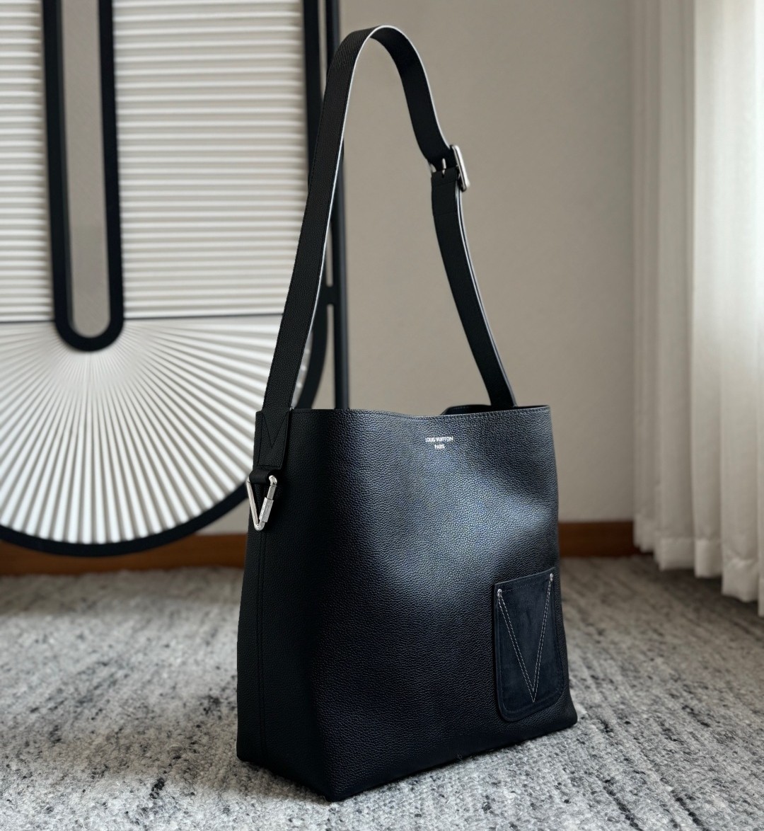 M27022 Verso Hobo水桶包_4