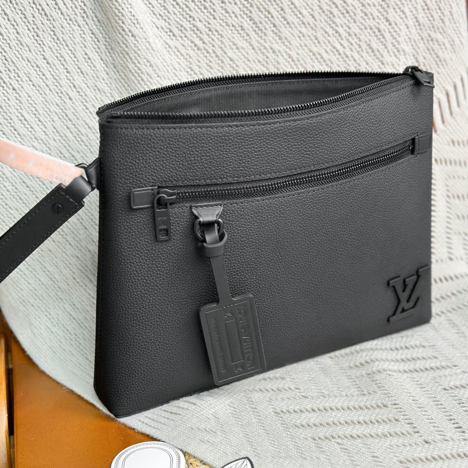 M69837 Takeoff 隨身包_5