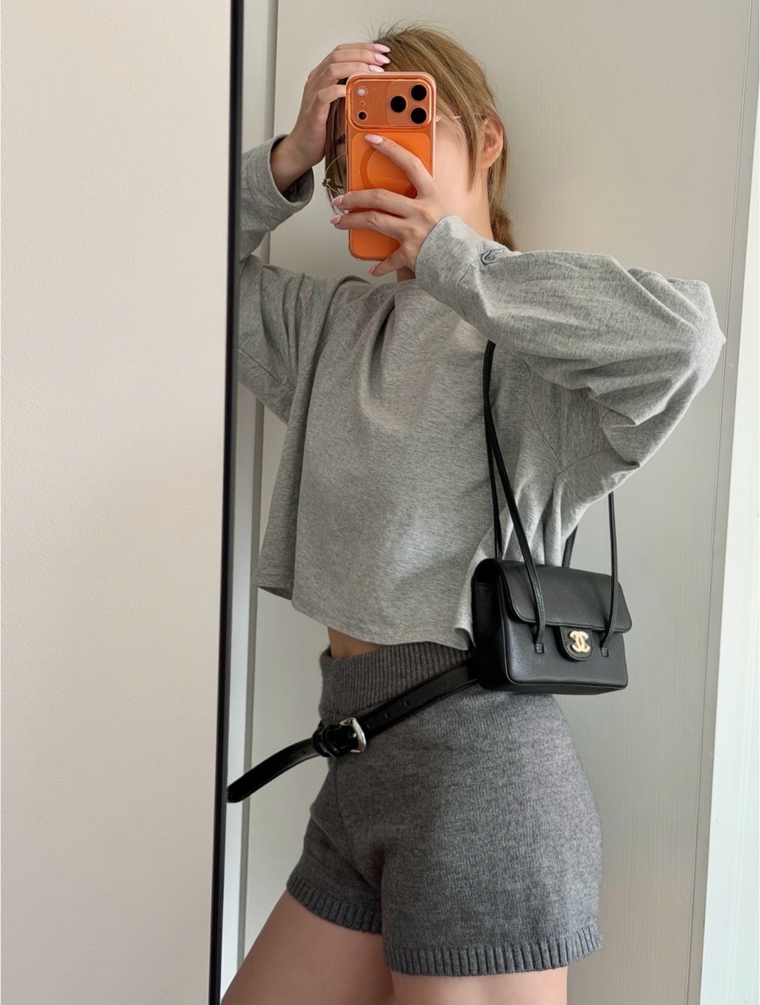 26P春夏皮肩帶Mini手拿包黑色_7