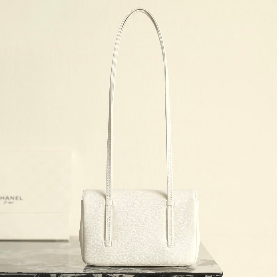 26P春夏皮肩帶Mini手拿包白色_9