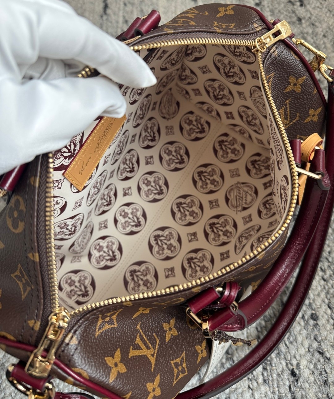 M28379 Speedy 30 Soft Celebration波士頓包_2