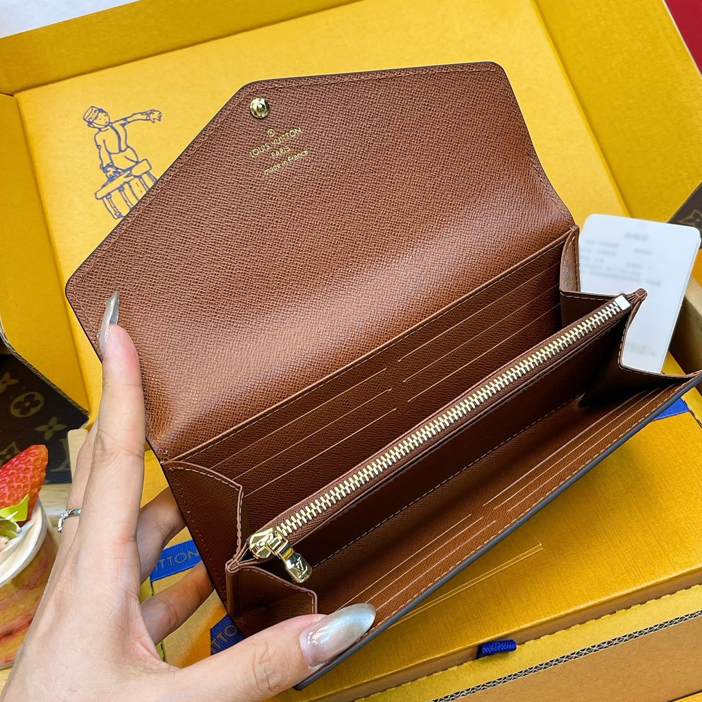 M60531 Sarah 錢包 棕色_3