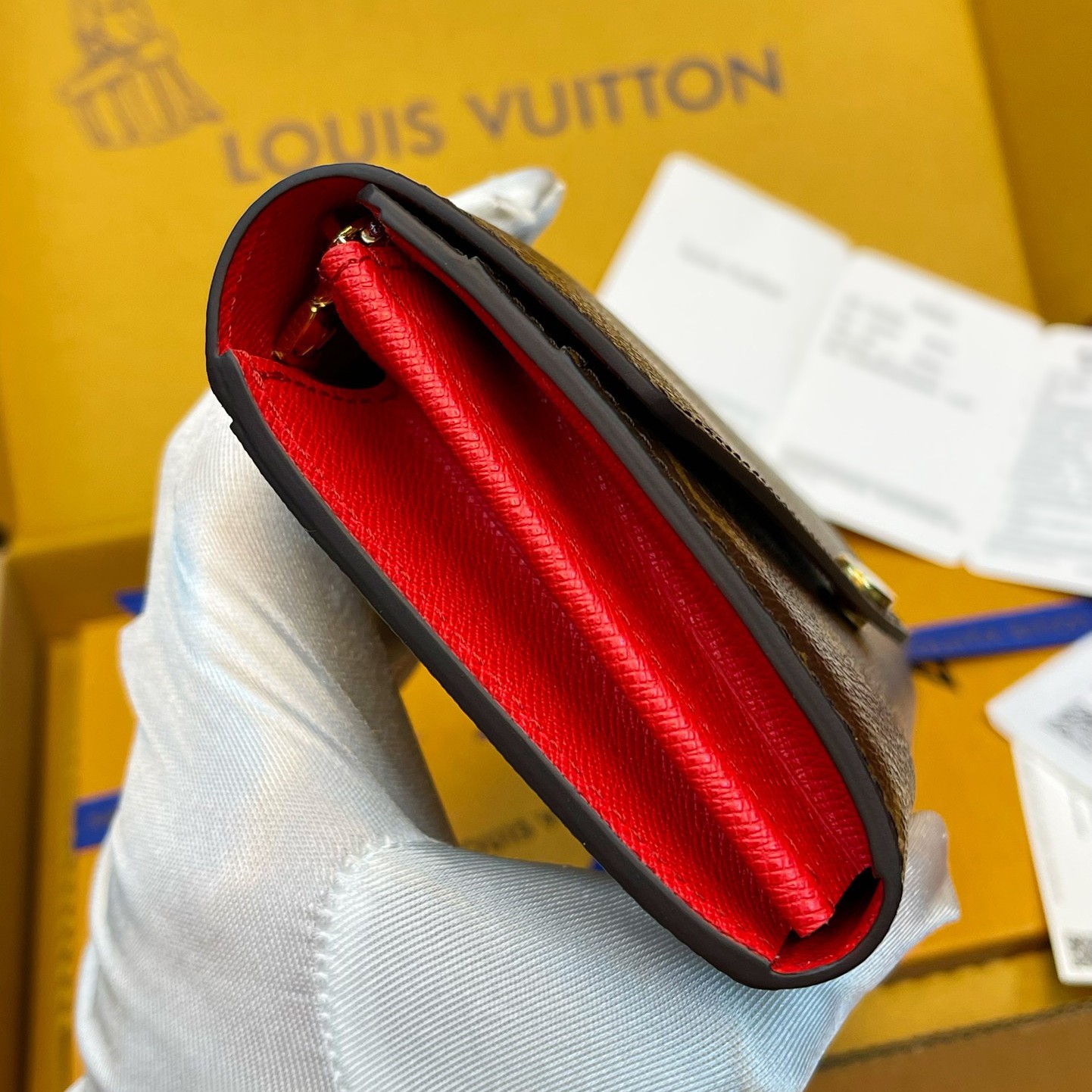 M62236 Sarah 錢包 罌粟紅色_3