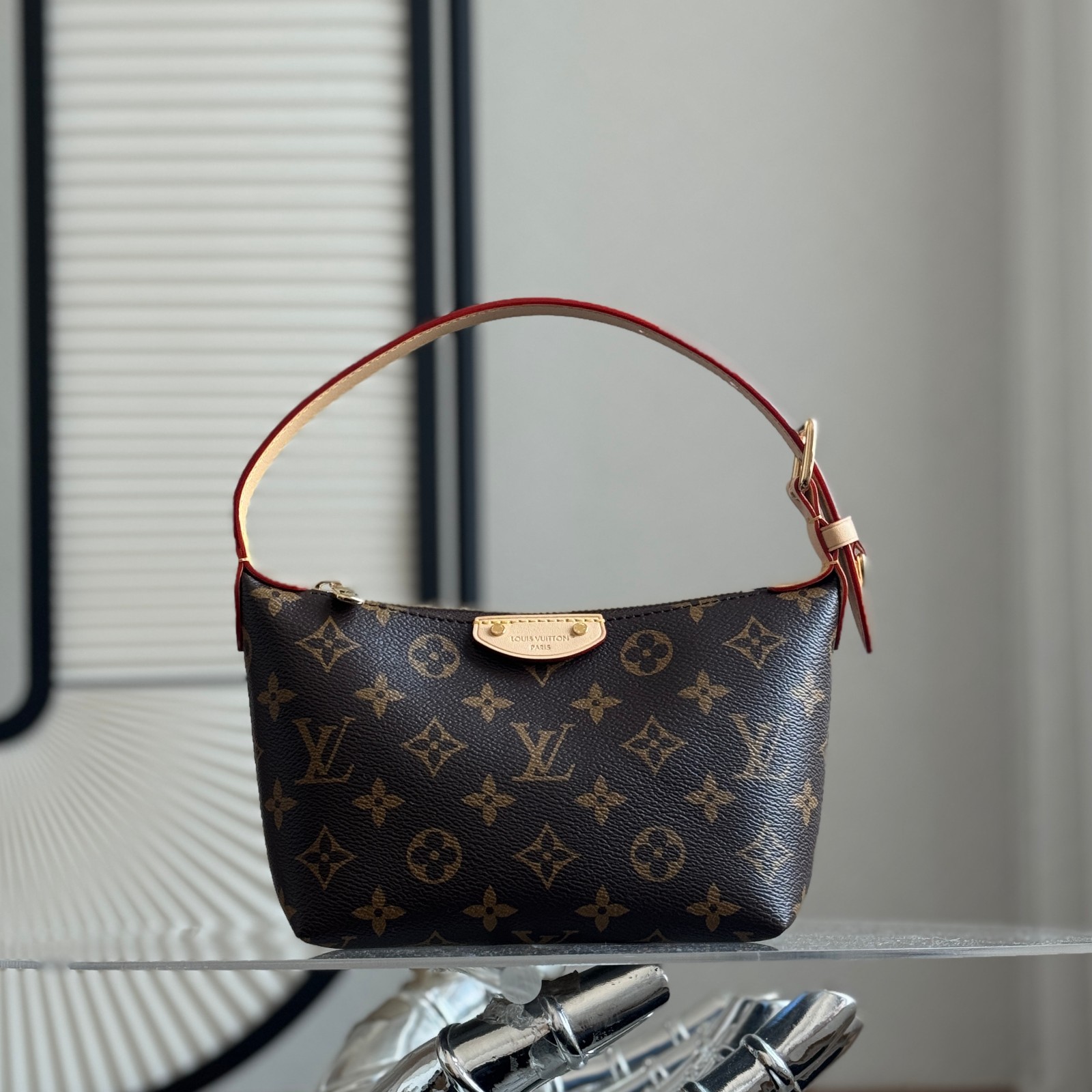 M27509 Pochette hills飯盒包