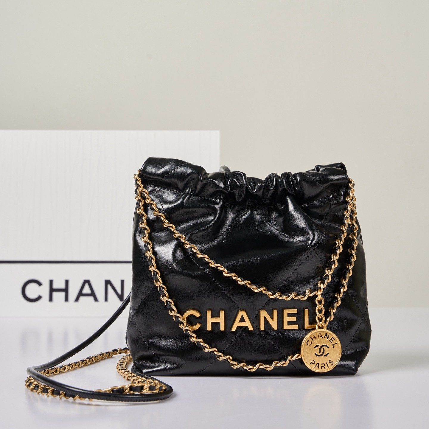 25A迷你22Bag黑金磁扣版本