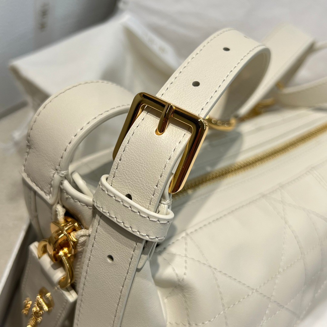 Journey小號奶白色_9