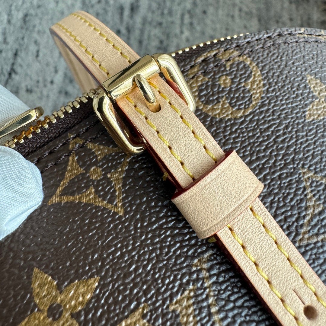 M28953 Squire East West 手袋_10