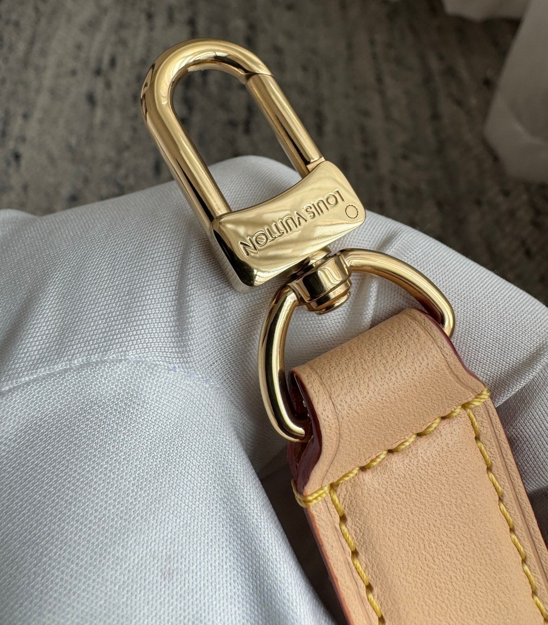 M26040 Odyssee餃子包中號_12