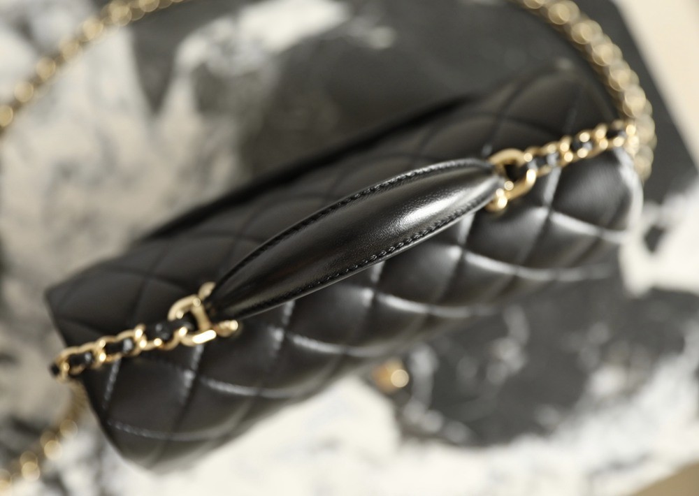 CF大Mini Handle黑色羊皮_8