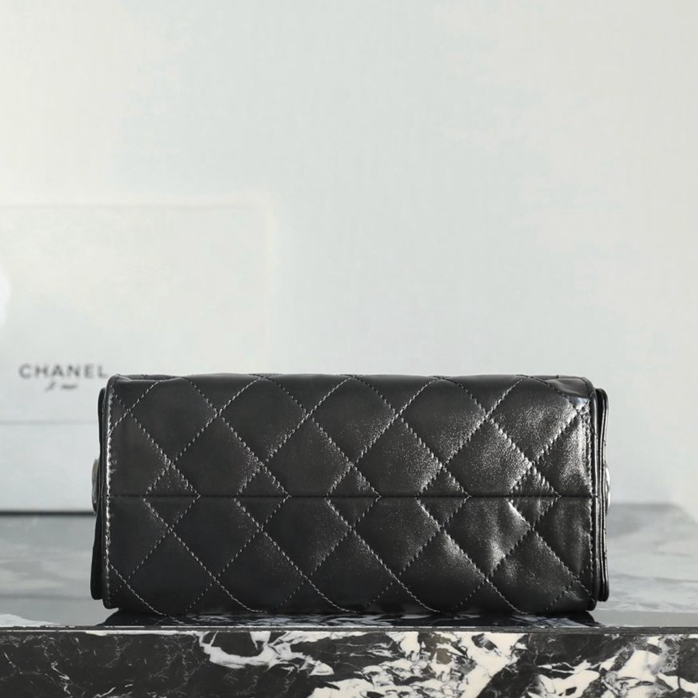 26P 25Bag Mini HandBag亮牛皮黑色/銀鏈_5