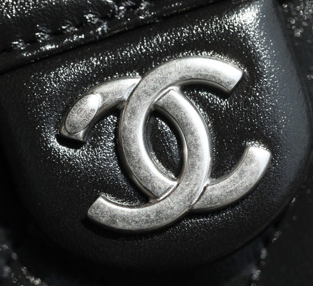 26P 25Bag Mini HandBag亮牛皮黑色/銀鏈_7