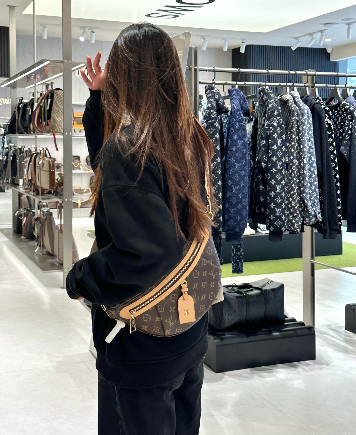 M46784 High Rise 胸包腰包_2