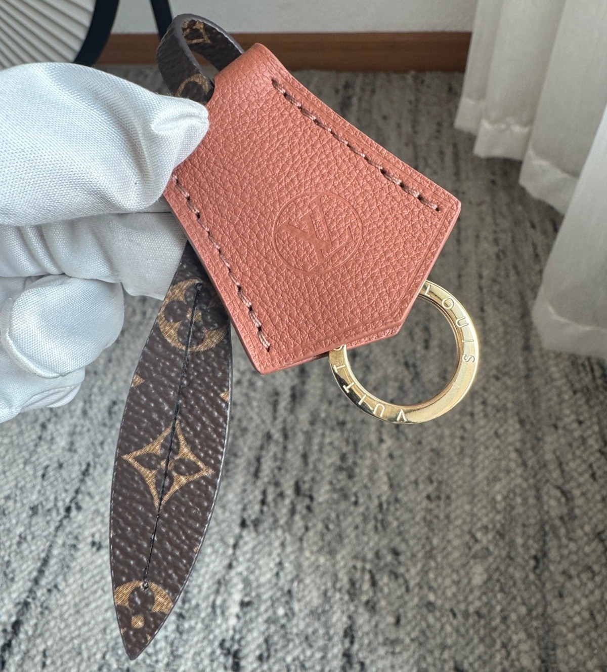 M28288 Madeleine BB手袋_13