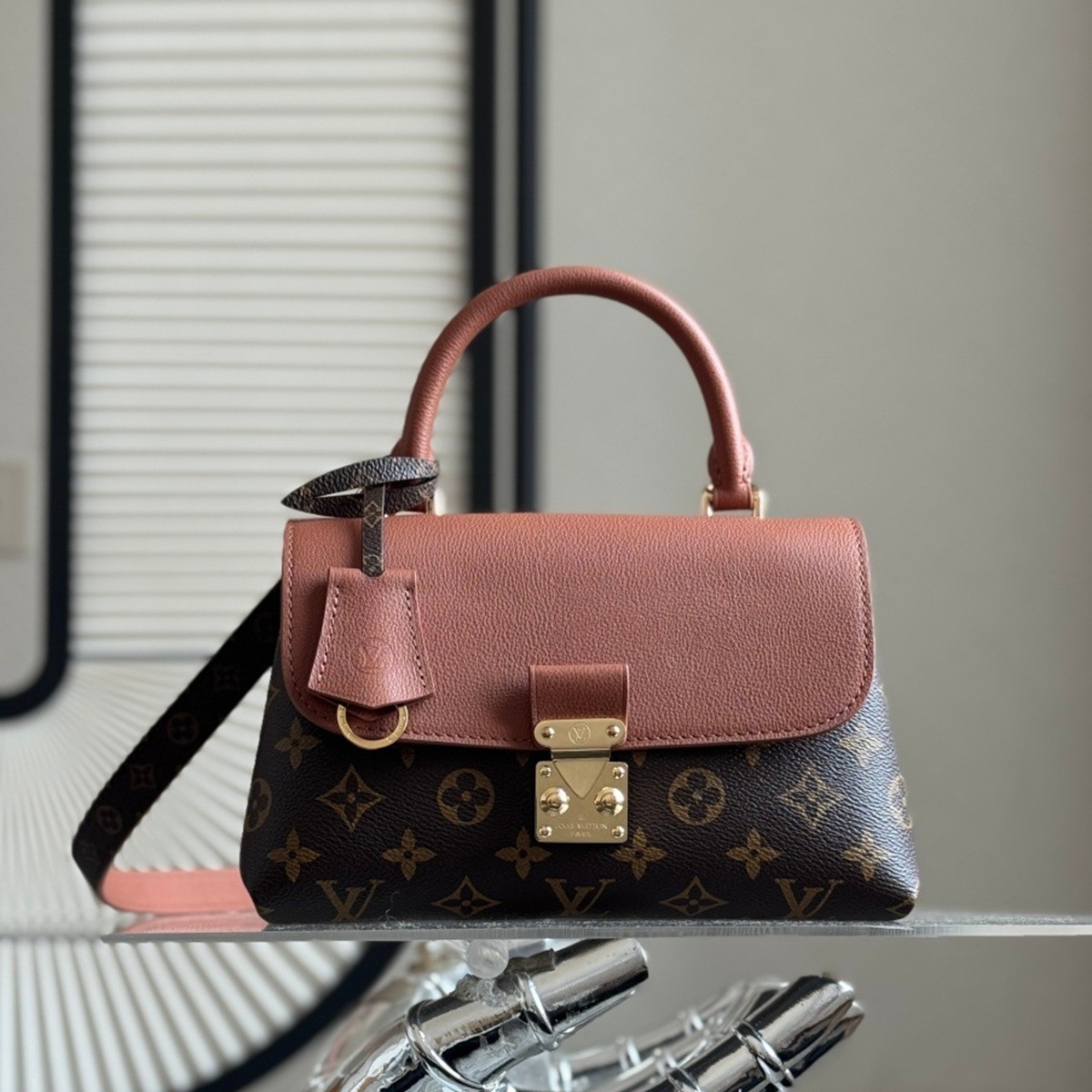 M28288 Madeleine BB手袋